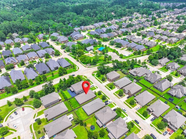 Foto del edificio - 138 Meadow Grove Dr