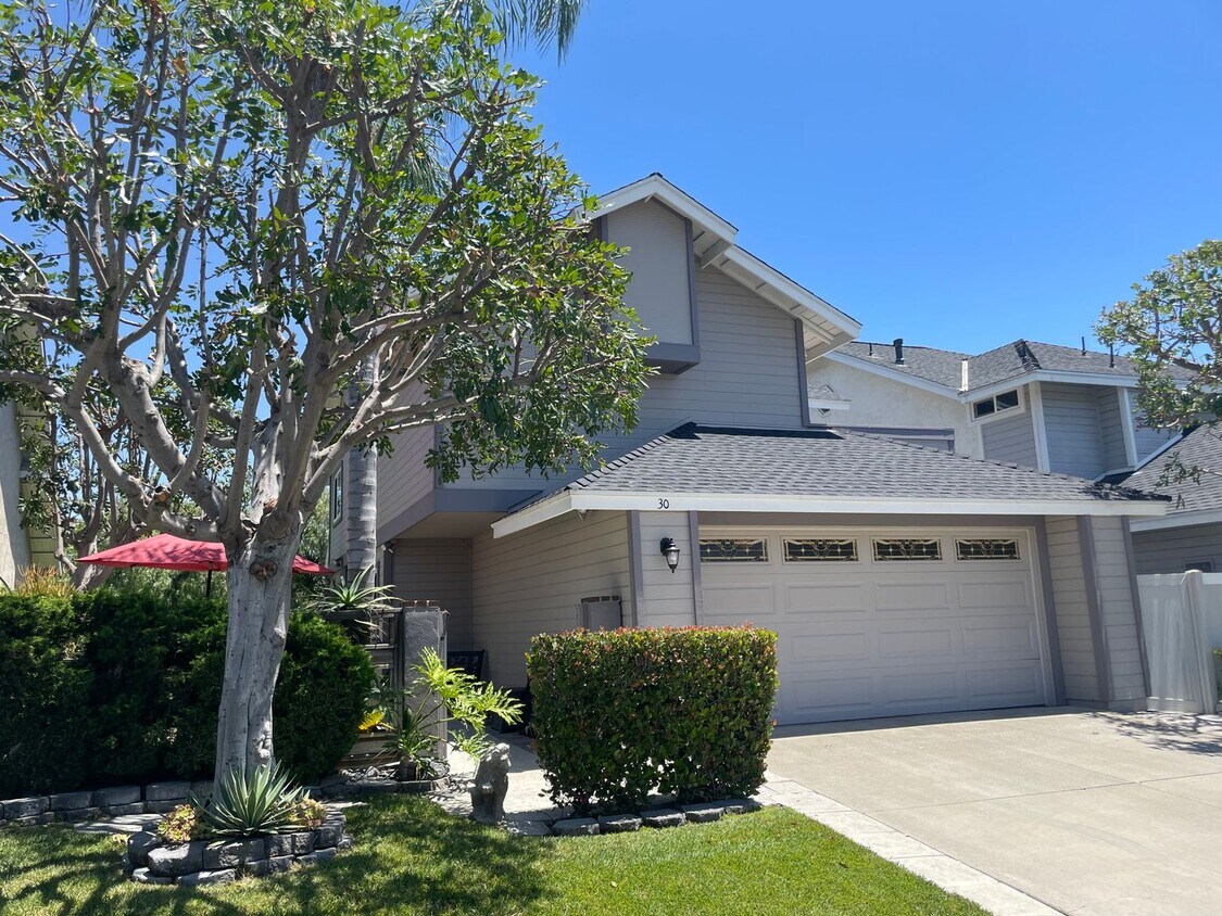 Primary Photo - Best in Class! - super nice single family ...