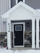 Building Photo - 2334 Noble Ln