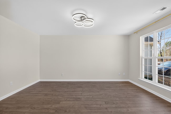 Building Photo - 106 Barbee Rd