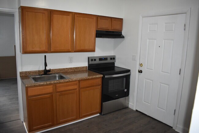 Foto del edificio - 122 Intervale Ave