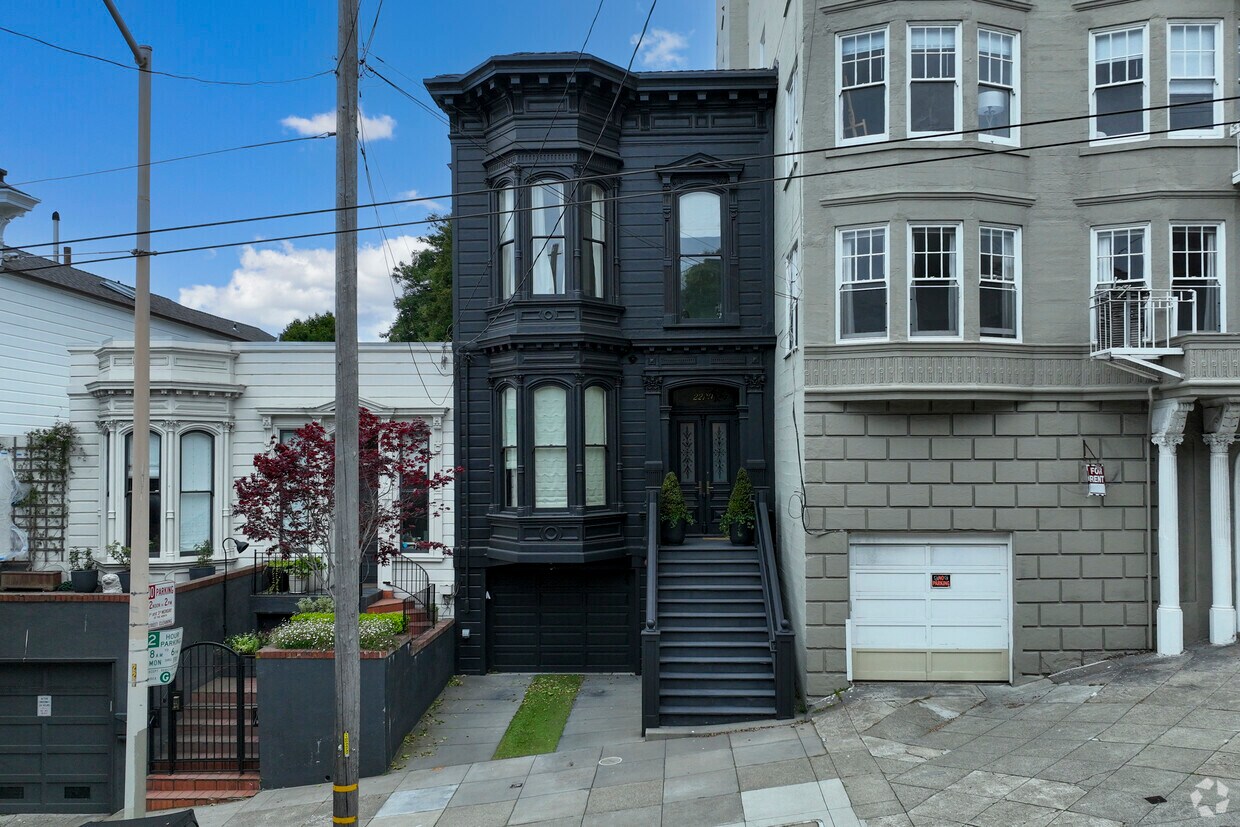 Primary Photo - 2229 Divisadero St