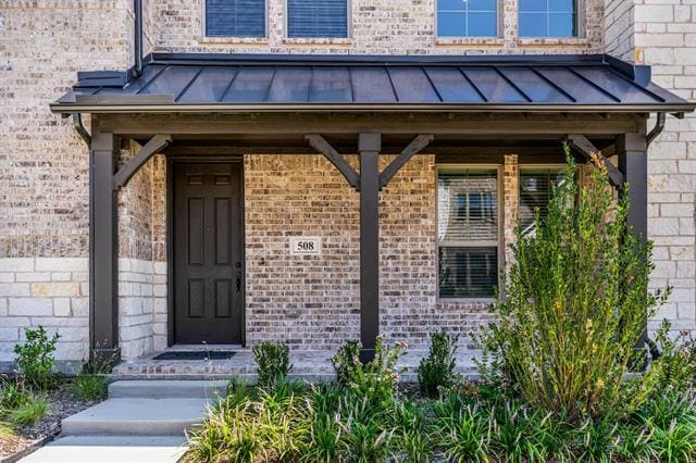 Building Photo - 508 Parkside Dr