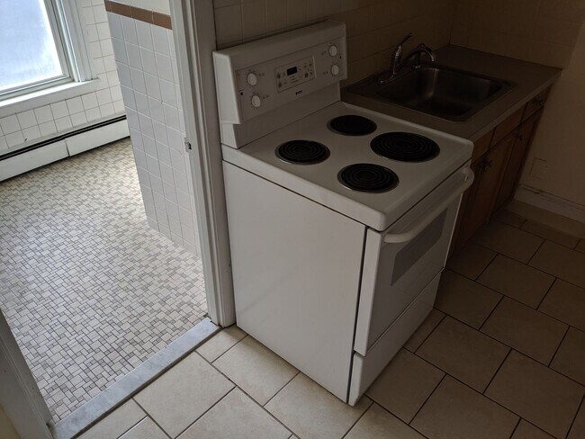 Building Photo - Cambridge 1 bed - Porter Square - Sept 1 m...