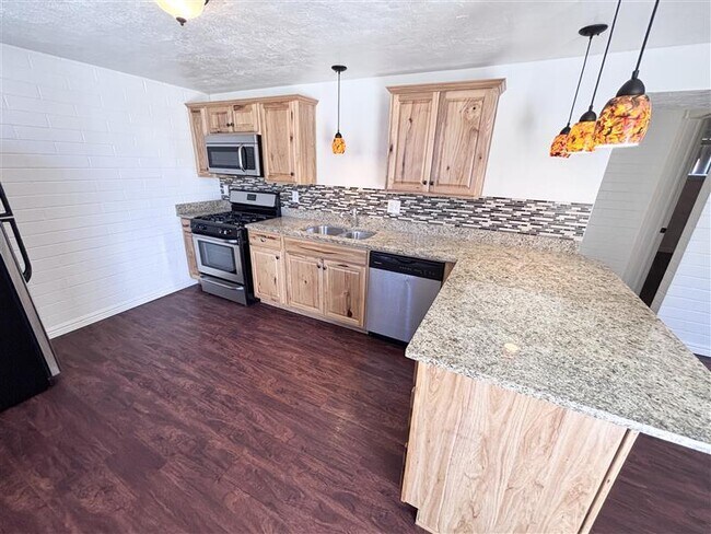 Foto del edificio - 201 W Center St