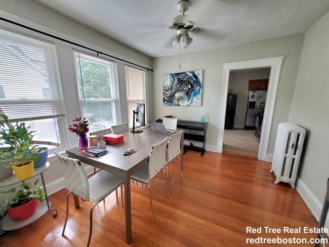 Foto del edificio - 254 Roslindale Ave