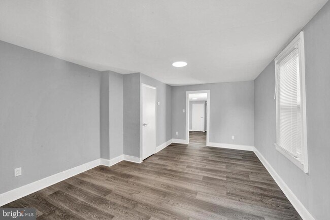Foto del edificio - 110 Crosswicks St