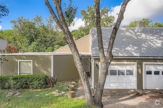 Building Photo - 6810 Thorncliffe Dr