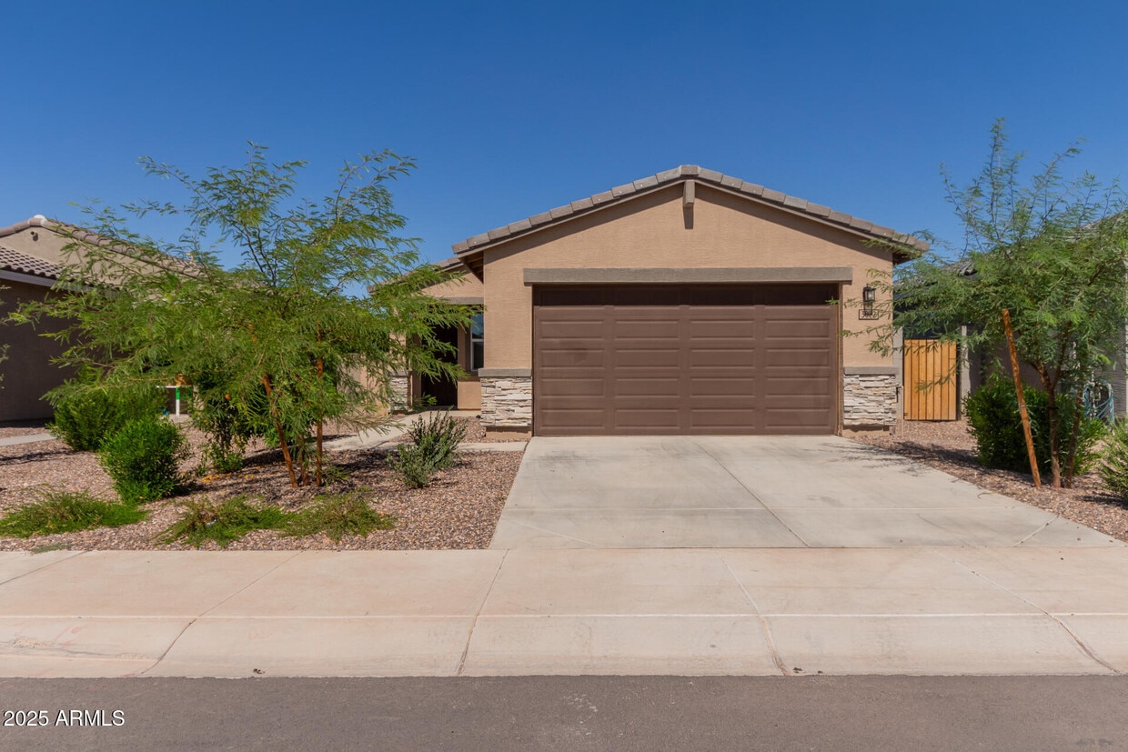 Primary Photo - 3022 Hayden Rose Ave