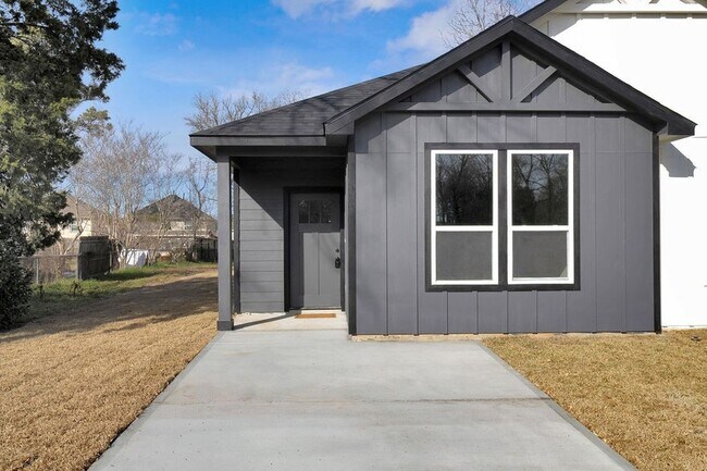 Foto del edificio - 106 Runnels St