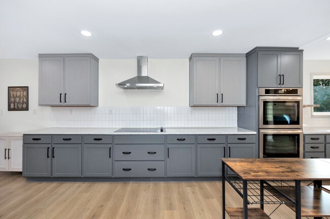 Building Photo - 4613 Ardmore Dr NW