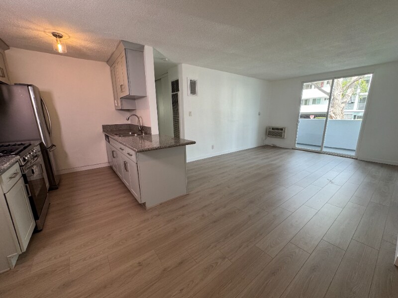 Foto principal - 1221 N Spaulding Ave