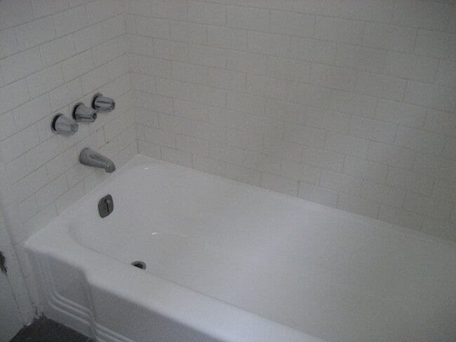 Building Photo - 3729 Dunn Dr
