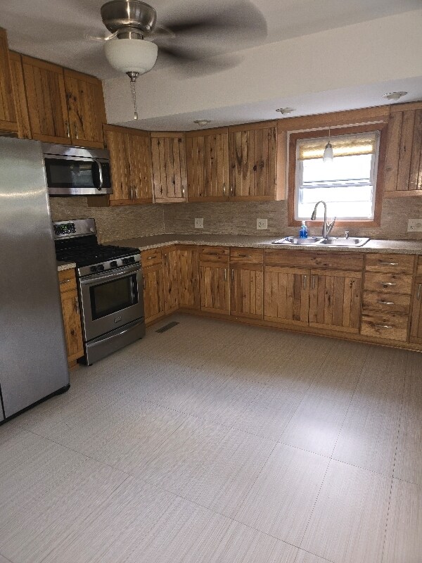Foto del edificio - 612 E Linus St