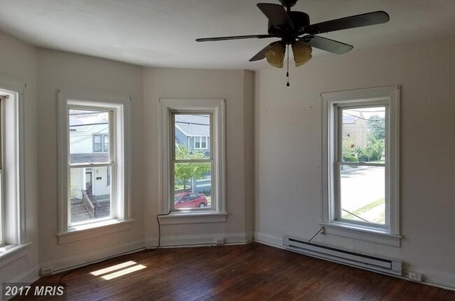 Building Photo - 757 Guilford Ave