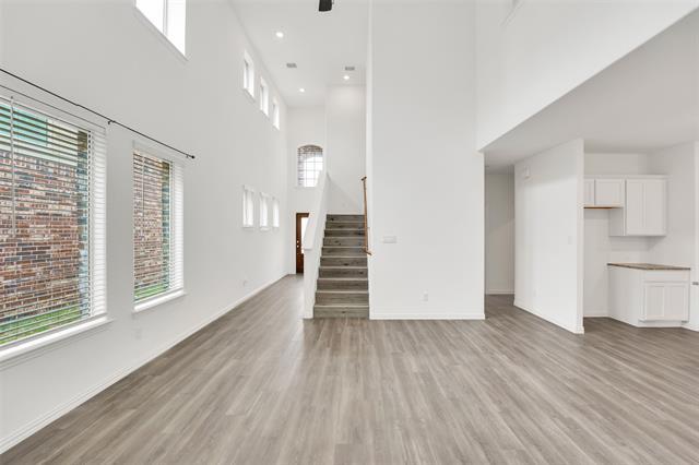 Building Photo - 5350 Archway Dr