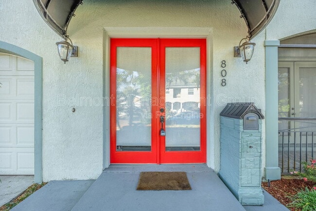 Photo - 808 Shine Ave House