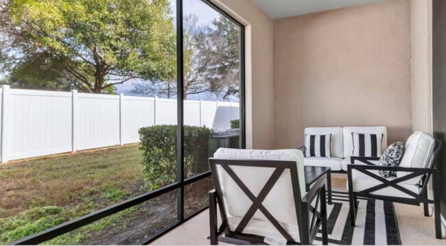 Foto del edificio - 10424 Red Carpet Ct