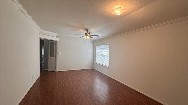 Building Photo - 10208 Forest Spring Ln