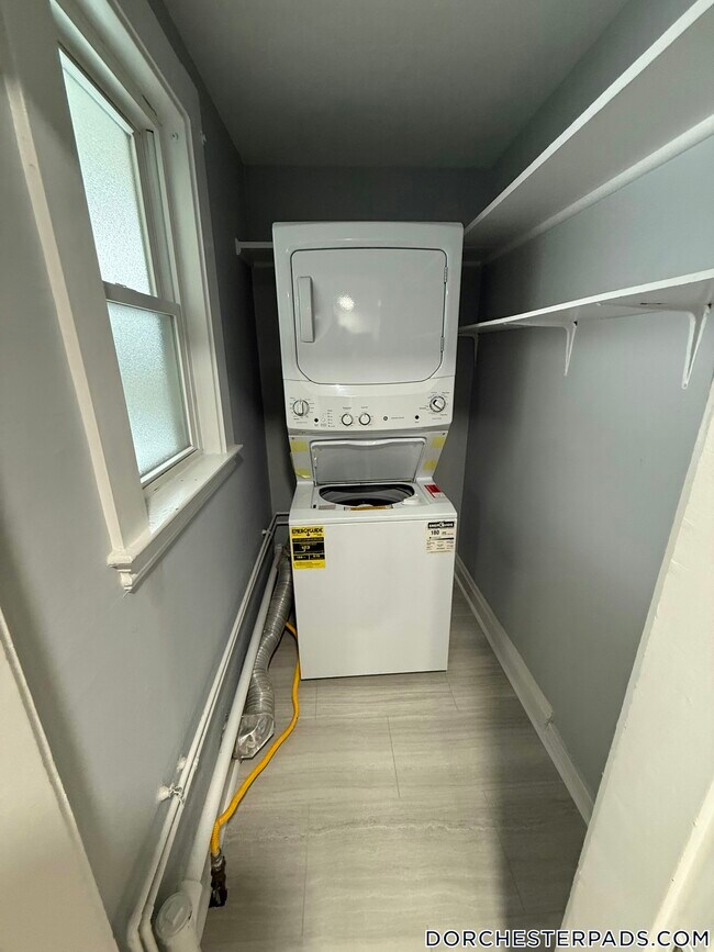 Foto del edificio - 24 Ventura St