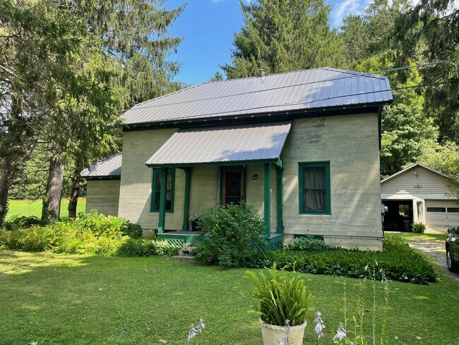 Building Photo - 241 Public Landing Rd
