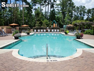 Building Photo - 3201 Lakeside View Ct