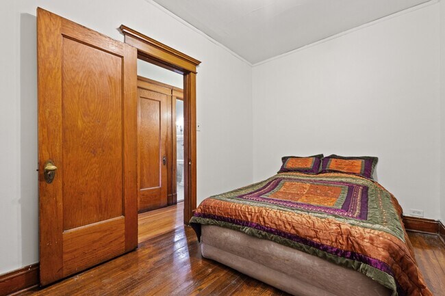 Foto del edificio - 4024 W Cermak Rd