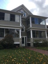 Building Photo - 1032 Portland Ave