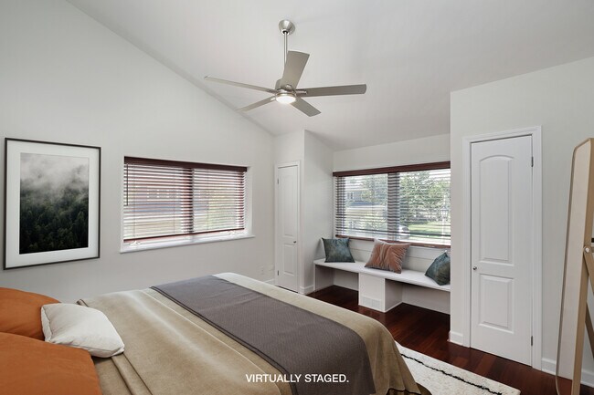 Building Photo - 4 Rienzi Ln