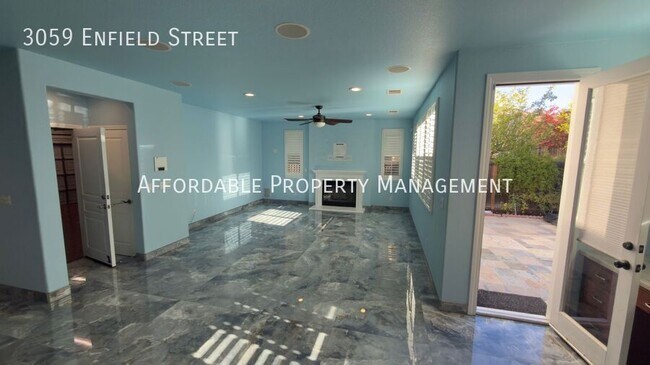 Foto del edificio - 3059 Enfield St