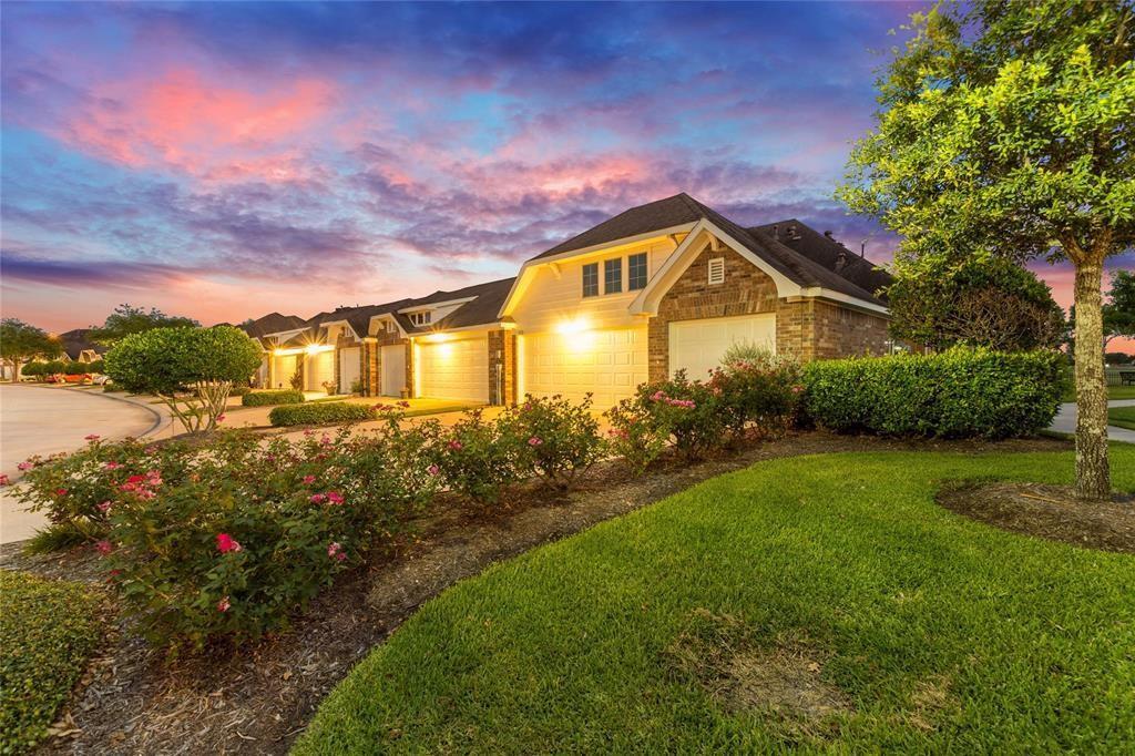 3306 Spring Landing Ln, Pearland, TX 77584 Condo for Rent in Pearland