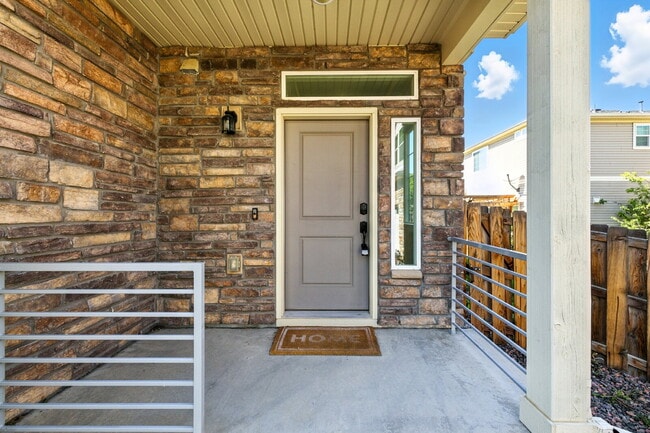 Foto del edificio - 3 Bedroom 2.5 Bathroom "Like-new" Single Family Home Immediately!