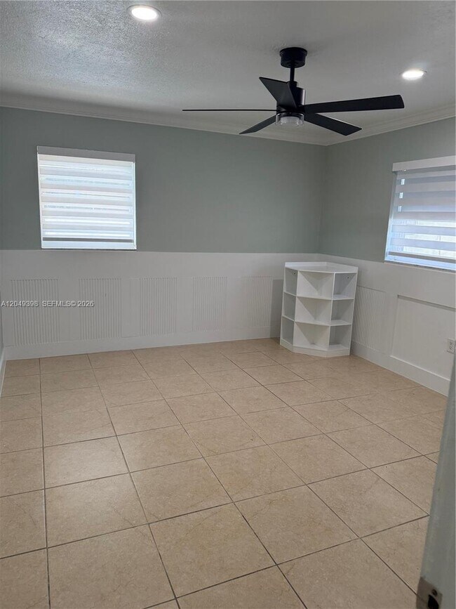 Foto del edificio - 9675 SW 19th St