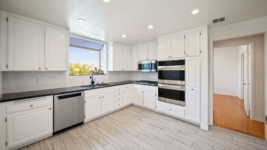 Building Photo - 200 N Almont Dr