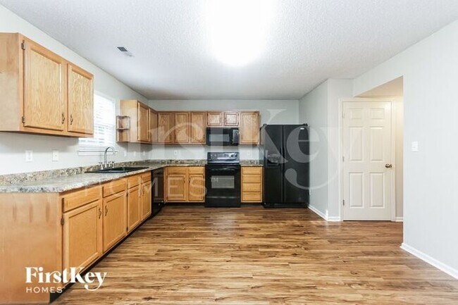 Foto del edificio - 5722 Dollar Forge Dr