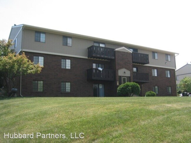 Building Photo - 1600 Kenilworth Ct