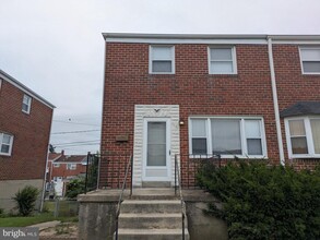 Building Photo - 1111 Circle Dr