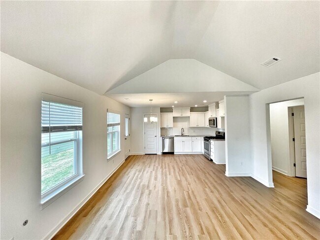 Foto del edificio - 591 N Cresswell Dr