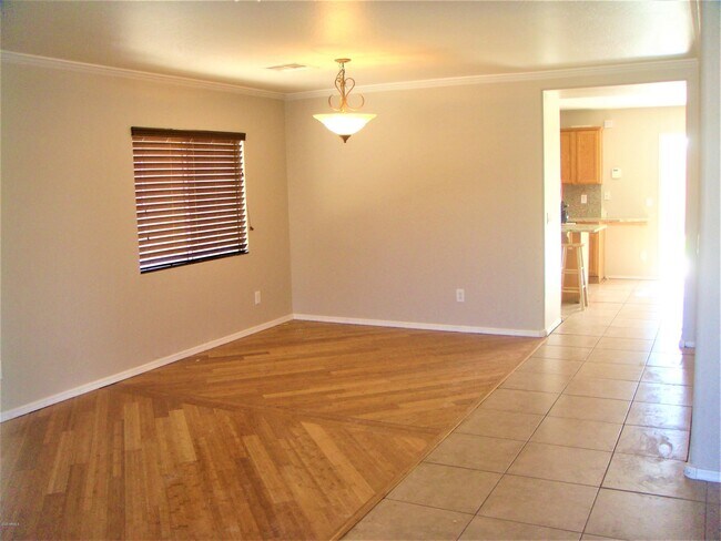 Building Photo - 2849 E Bagdad Rd