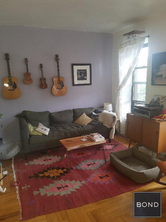 Foto del edificio - 235 Washington Ave