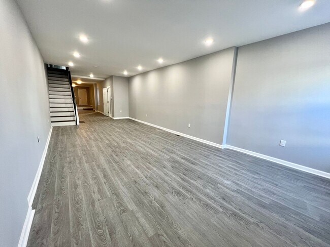 Foto del edificio - Anika Homes 3 Bedroom