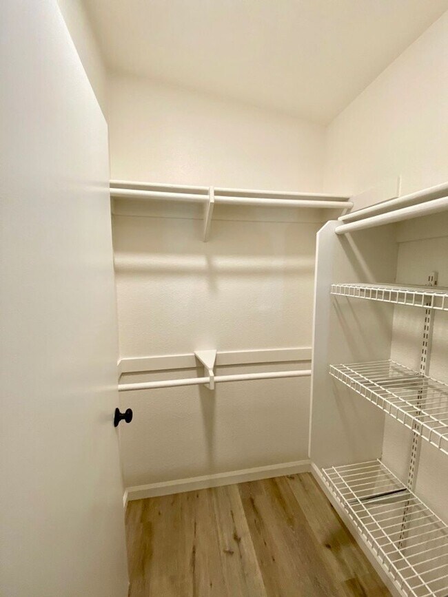 Foto del edificio - Renovated Two Bedroom Two Bathroom Condo North Park