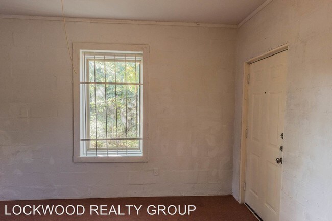Building Photo - Studio, 1 bath House - 1005 EL PASO ST