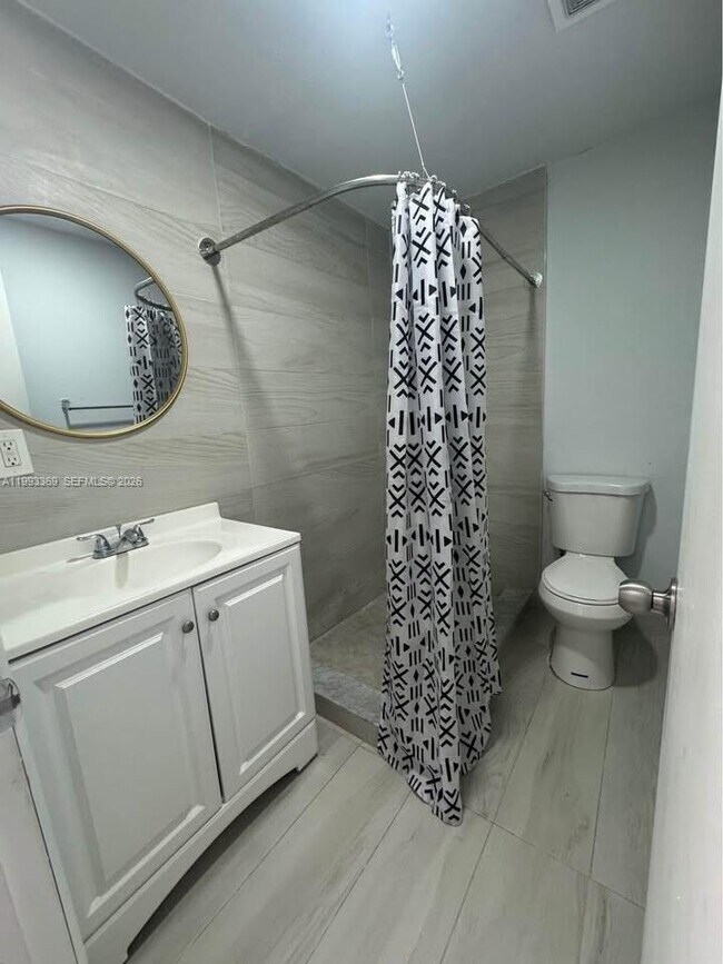 Foto del edificio - 7620 SW 21st St