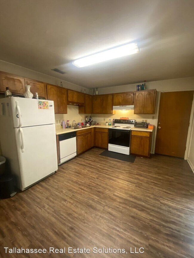 Building Photo - 3 br, 2 bath House - 2416 Solstice Ct.