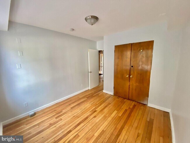 Foto del edificio - 3524 Water St NW