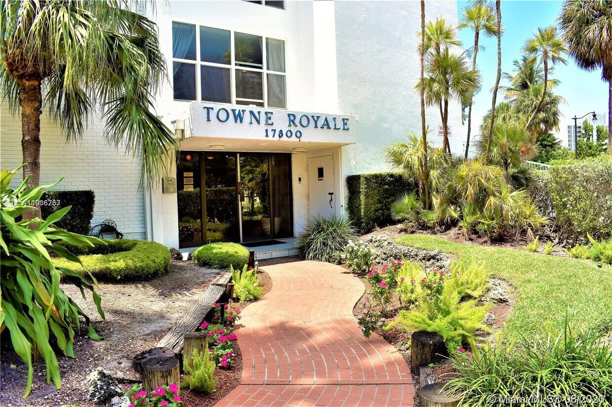 17800 Atlantic Blvd Unit PH6, Sunny Isles Beach, FL 33160 Condo for Rent in Sunny Isles Beach