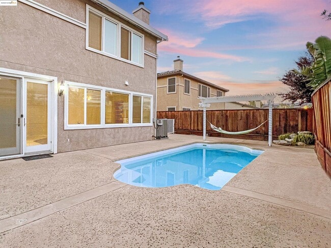 Building Photo - 364 Dante Ct