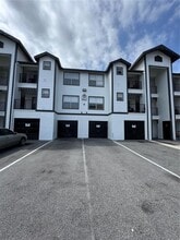 Building Photo - 2218 Grand Cayman Ct