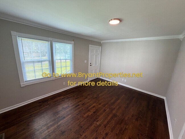 Foto del edificio - Madison - 3 Bedroom- 1 Bath